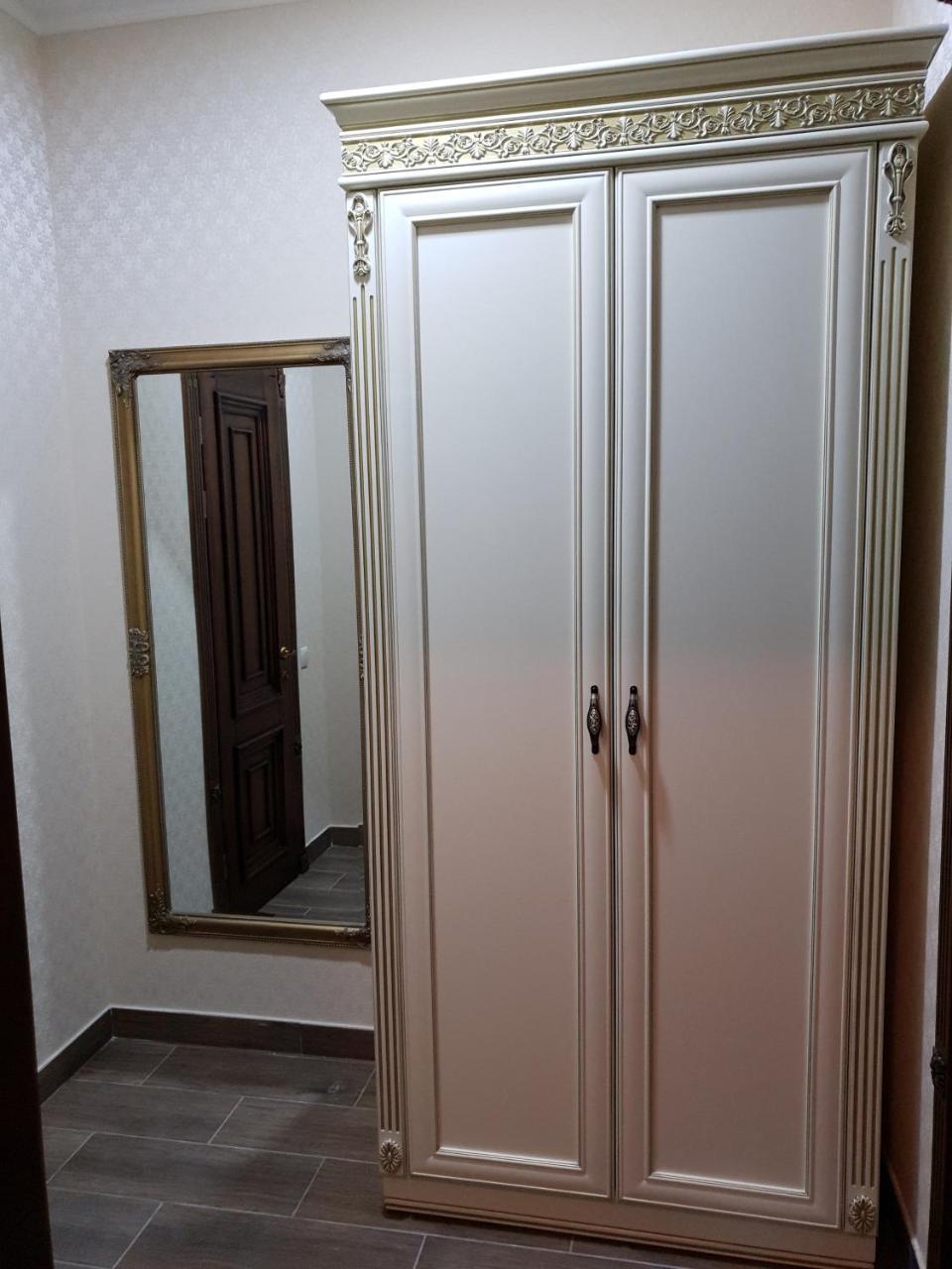 Pride Hotel Tarashcha Екстериор снимка